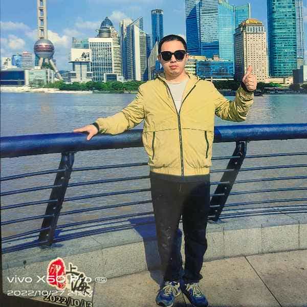 34岁岁江苏单身帅哥 - 山南吉缘网