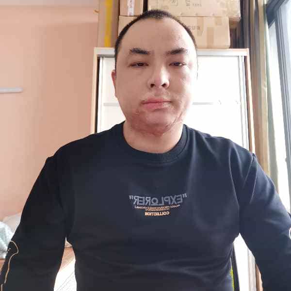 33岁岁四川单身帅哥 - 山南吉缘网