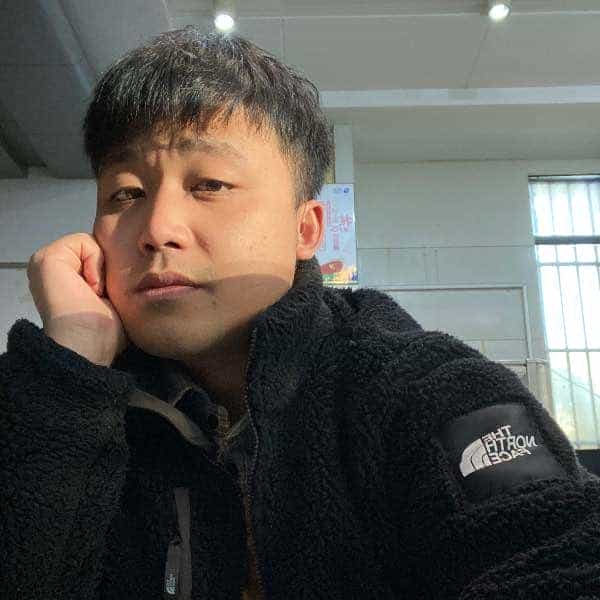31岁岁湖南单身帅哥 - 山南吉缘网