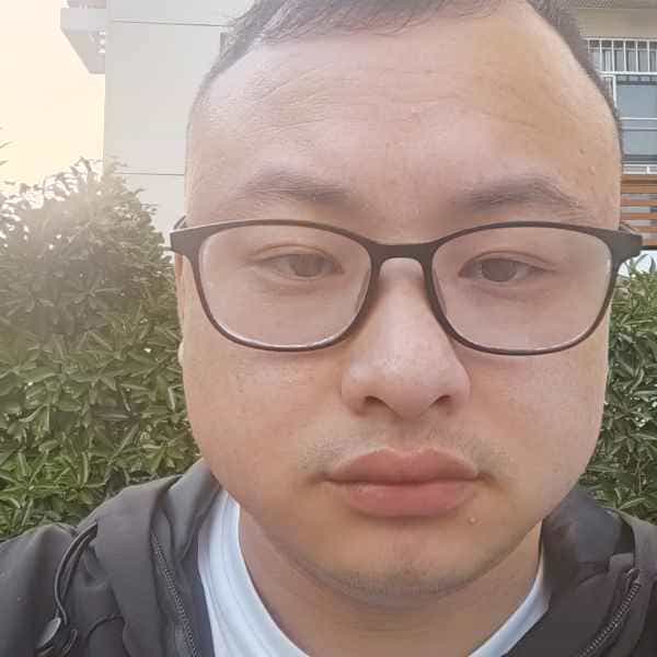 35岁岁浙江单身帅哥 - 山南吉缘网