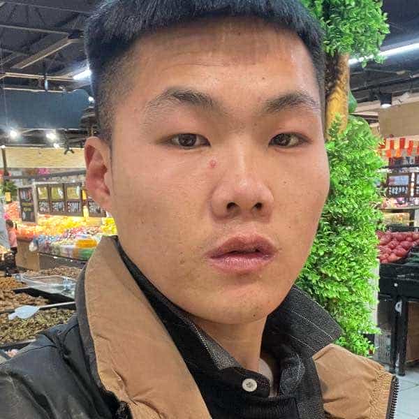 28岁岁河南单身帅哥 - 山南吉缘网