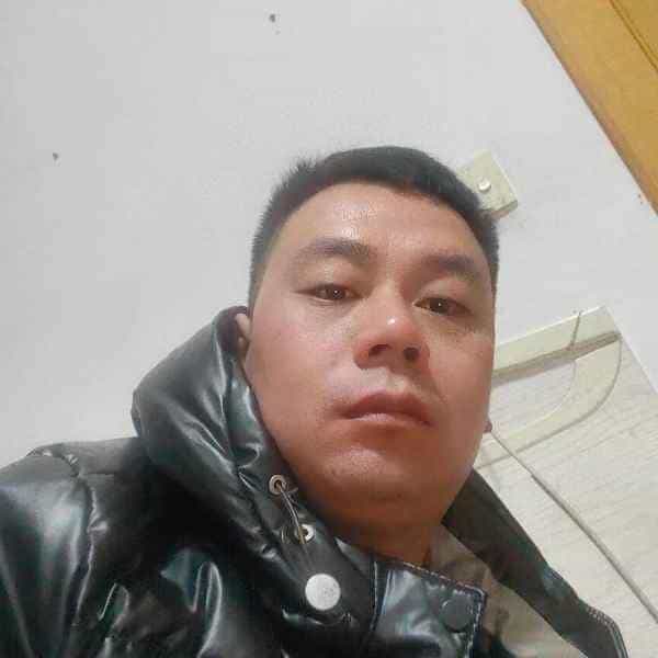 35岁岁河北单身帅哥 - 山南吉缘网