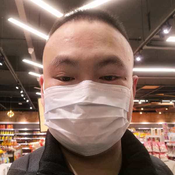 35岁岁江苏单身帅哥 - 山南吉缘网
