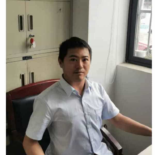 35岁岁河南单身帅哥 - 山南吉缘网