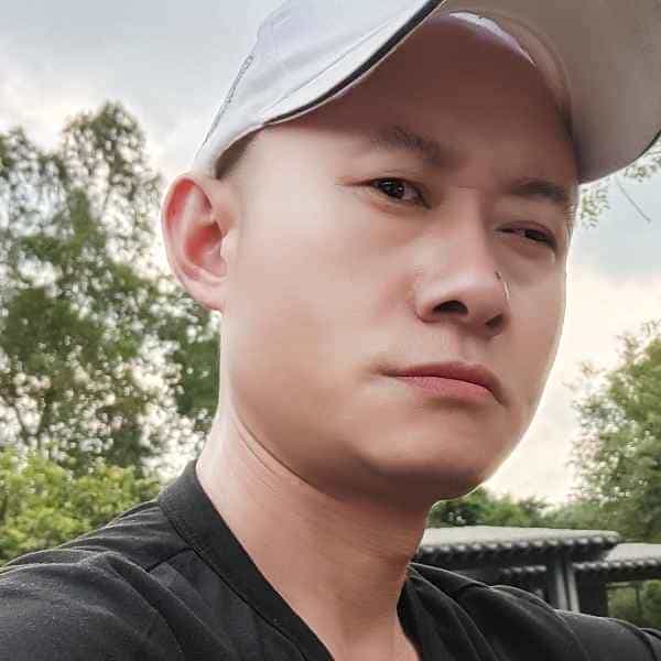 41岁岁湖南单身帅哥 - 山南吉缘网