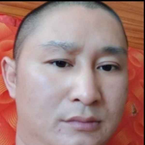 38岁岁湖南单身帅哥 - 山南吉缘网