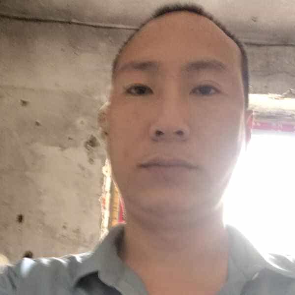 40岁岁重庆单身帅哥 - 山南吉缘网