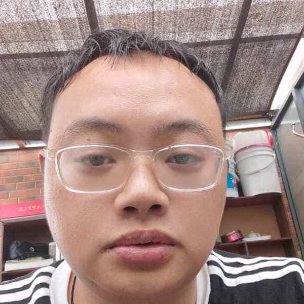 34岁岁江西单身帅哥 - 山南吉缘网