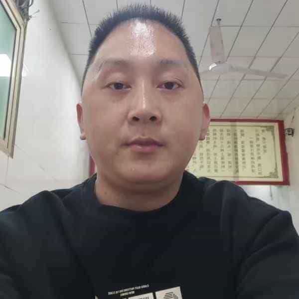 37岁岁陕西单身帅哥 - 山南吉缘网