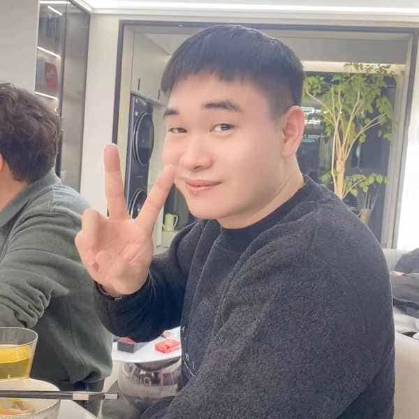 32岁岁浙江单身帅哥 - 山南吉缘网