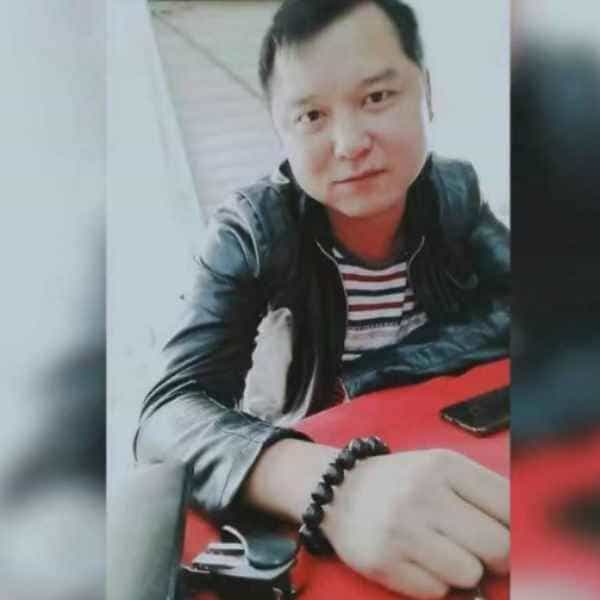 40岁岁湖南单身帅哥 - 山南吉缘网