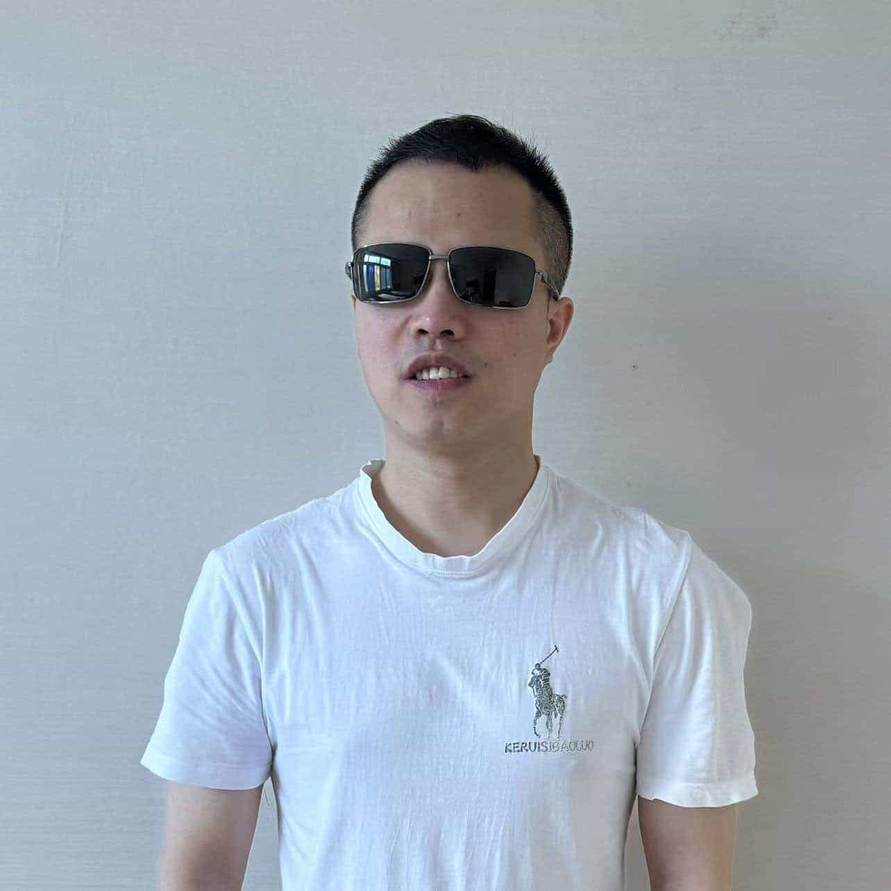 40岁岁江西单身帅哥 - 山南吉缘网