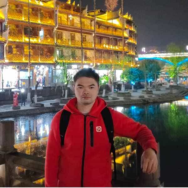 39岁岁广东单身帅哥 - 山南吉缘网