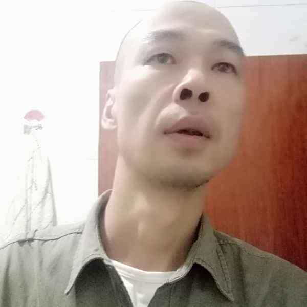 49岁岁福建单身帅哥 - 山南吉缘网