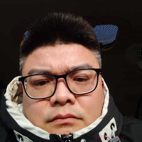 38岁岁江苏单身帅哥 - 山南吉缘网