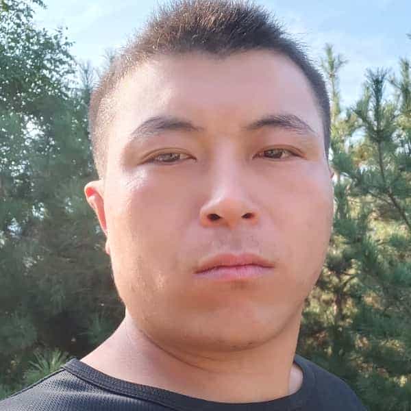 31岁岁河北单身帅哥 - 山南吉缘网