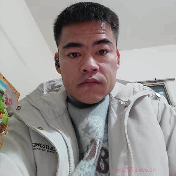 36岁岁陕西单身帅哥 - 山南吉缘网