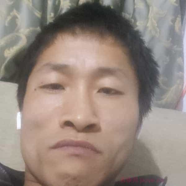 31岁岁河南单身帅哥 - 山南吉缘网