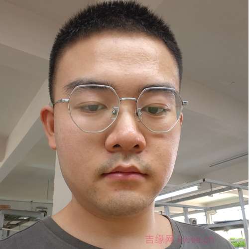 30岁岁湖南单身帅哥 - 山南吉缘网